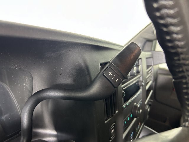 Used 2019 Chevrolet Express 3500 w/ Driver Convenience Package RWD image 19
