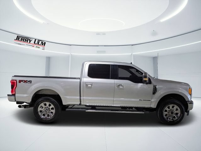 Used 2019 Ford F250 Lariat w/ Lariat Ultimate Package AWD/4WD image 2