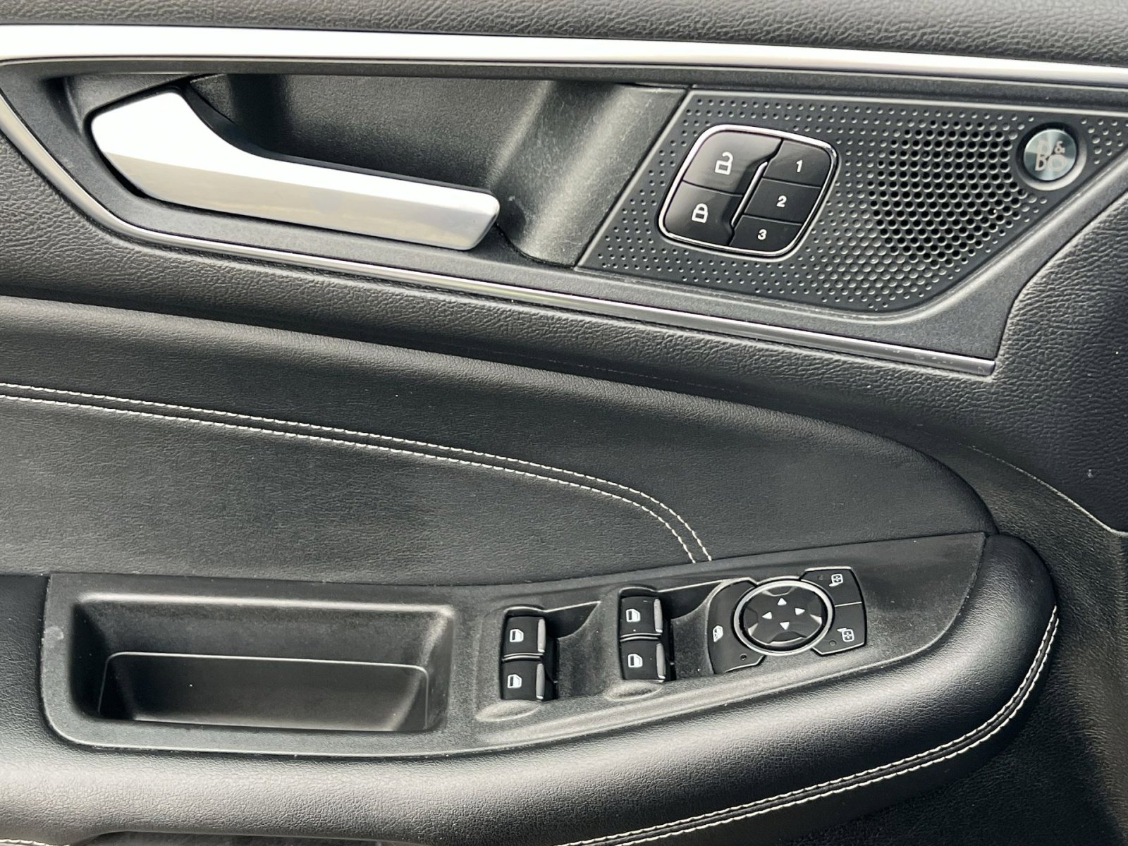 Certified 2022 Ford Edge Titanium image 15