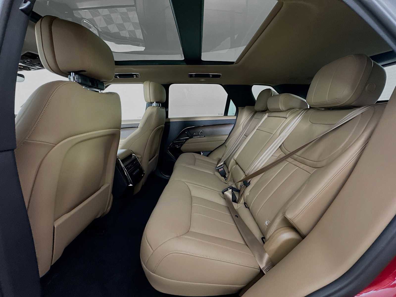 Used 2024 Land Rover Range Rover Sport SE image 20