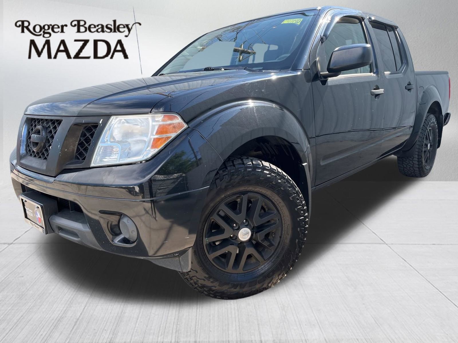 Used 2019 Nissan Frontier SV AWD/4WD image 1