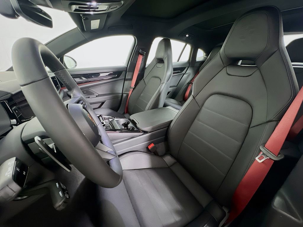 New 2026 Porsche Panamera 4 image 5