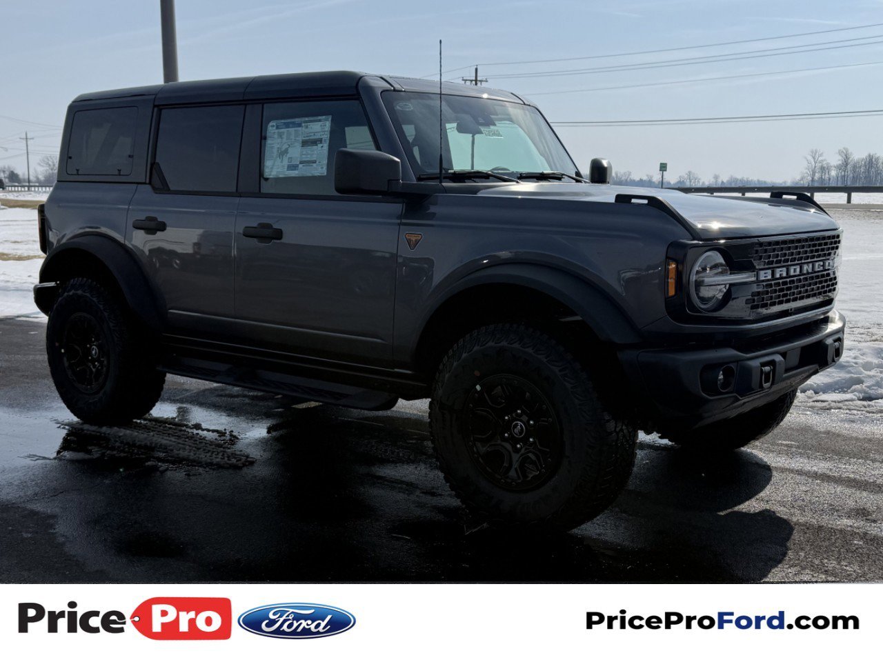 New 2025 Ford Bronco Badlands w/ Sasquatch Package