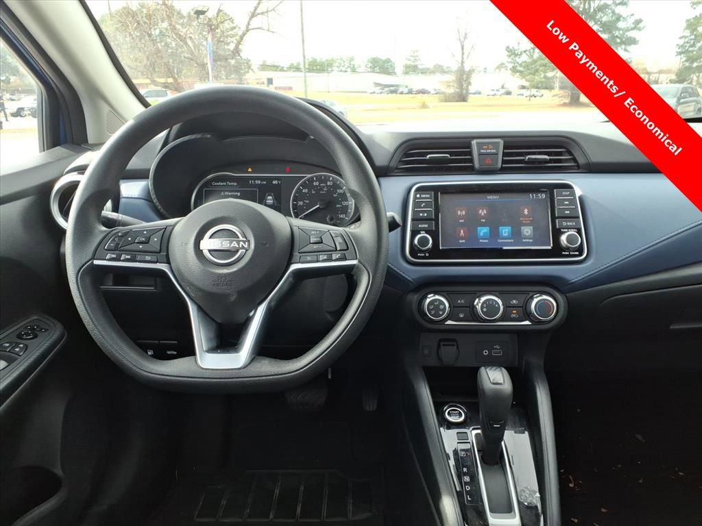 Used 2023 Nissan Versa SV image 13