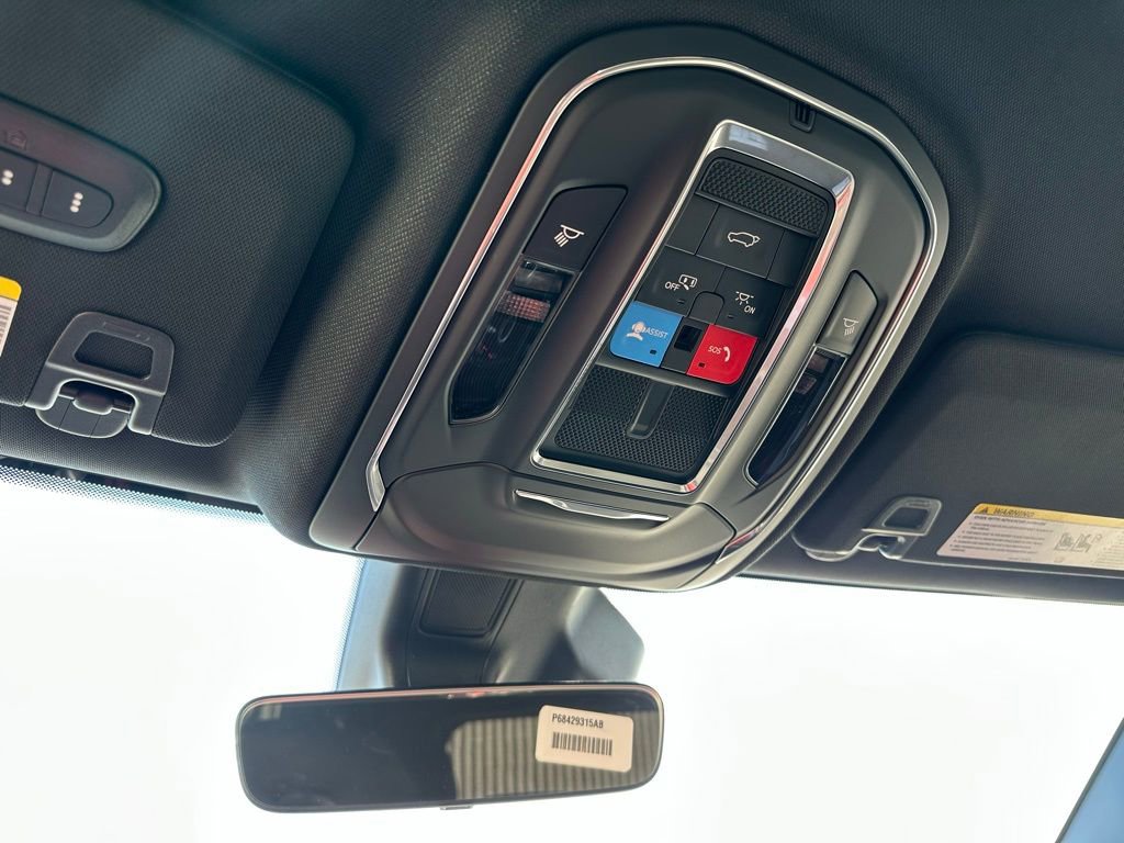 New 2026 Jeep Grand Cherokee Limited AWD/4WD image 39