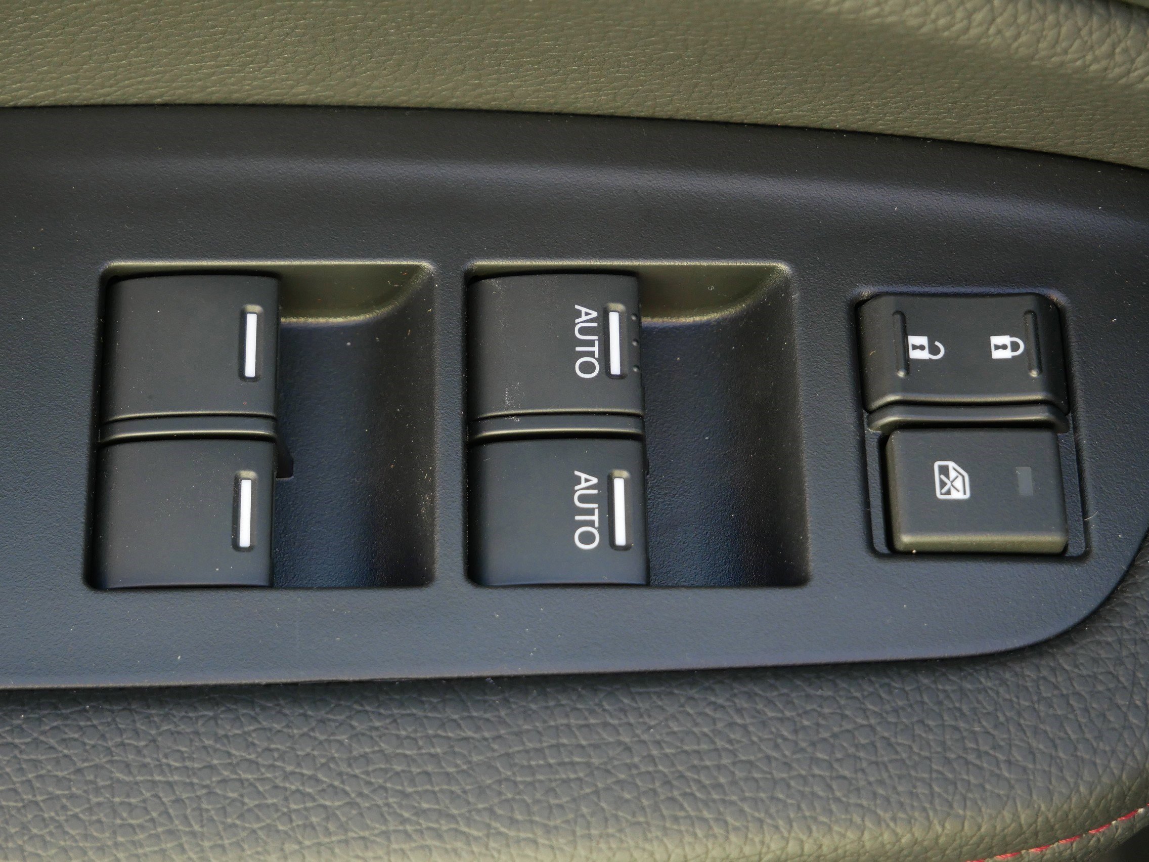 New 2026 Honda Ridgeline Black Edition image 15