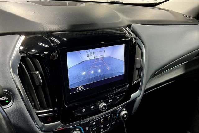 Used 2020 Chevrolet Traverse LT w/ Driver Confidence II Package AWD/4WD image 15