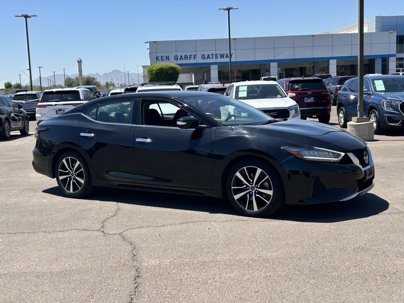 Used 2023 Nissan Maxima SV w/ Floor Mat Group FWD image 7