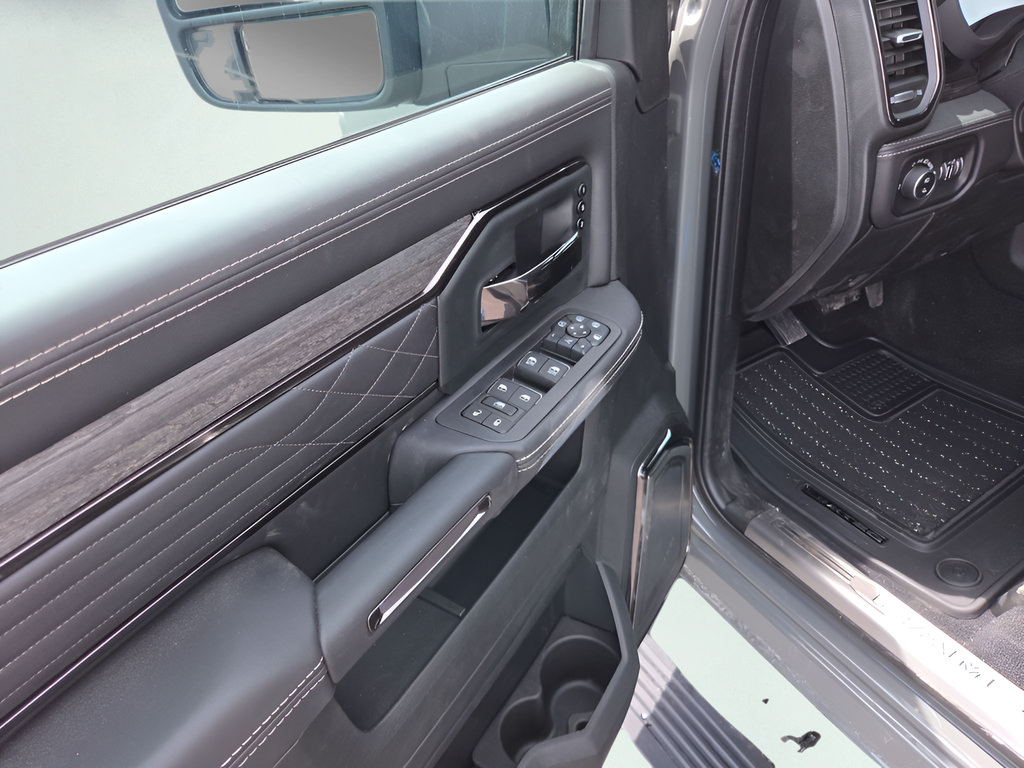 New 2026 RAM 3500 Limited AWD/4WD image 11