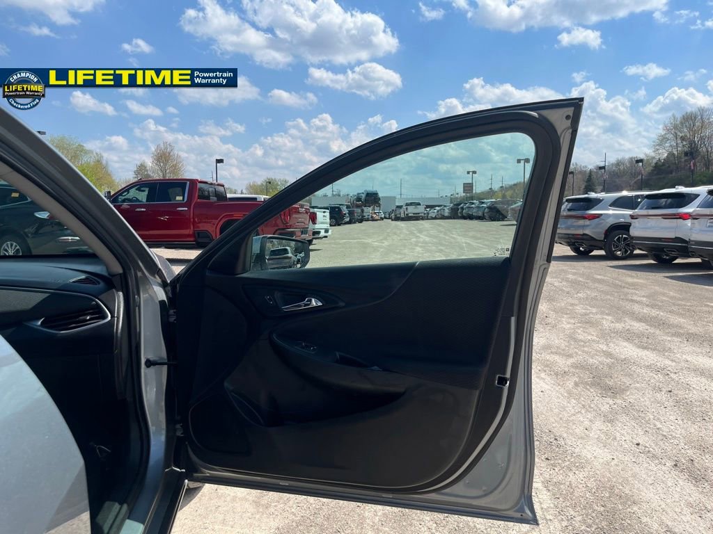 Used 2025 Chevrolet Malibu LT FWD image 33