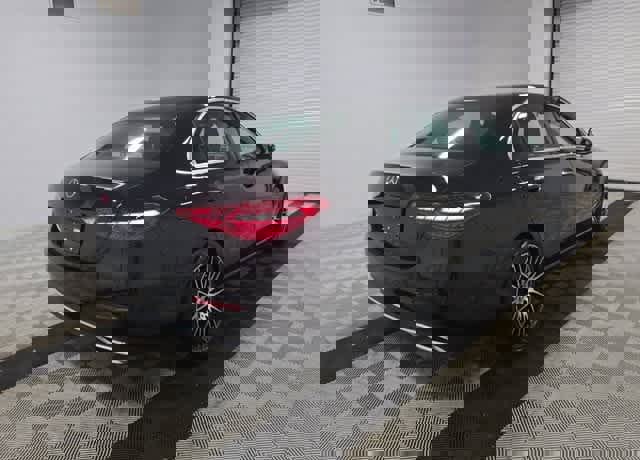 Used 2024 Mercedes-Benz C 300 Sedan image 2
