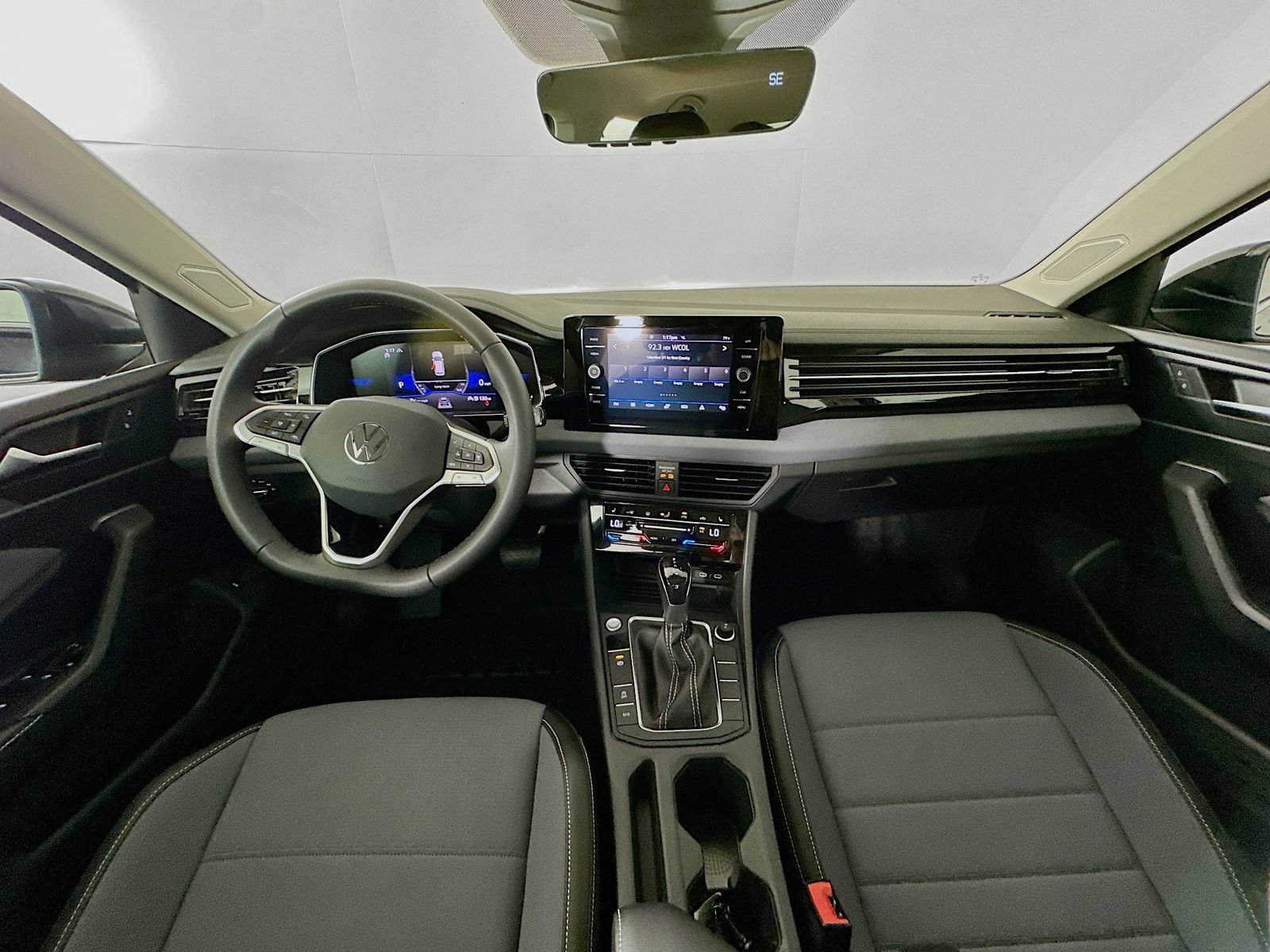 New 2026 Volkswagen Jetta SE FWD image 14