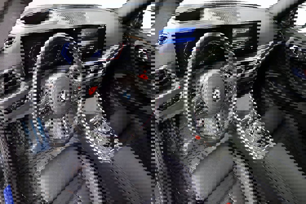 Used 2024 BMW M2 w/ Lighting Package image 21