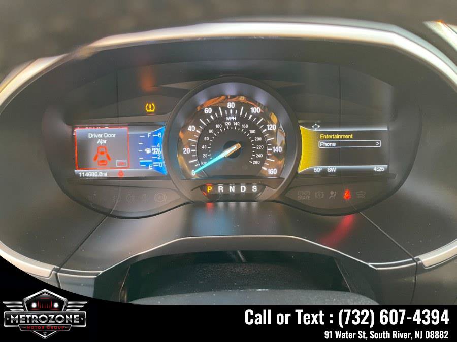 Used 2017 Ford Edge SEL w/ Equipment Group 201A AWD/4WD image 20
