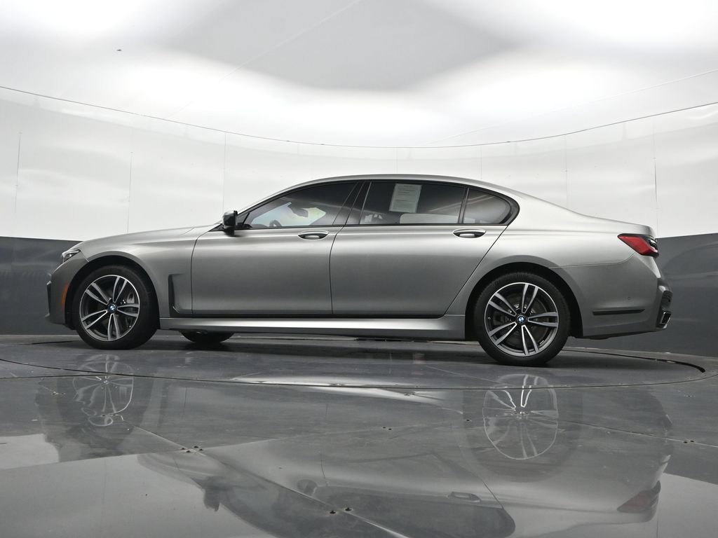 Used 2022 BMW 750i xDrive w/ M Sport Package AWD/4WD image 33