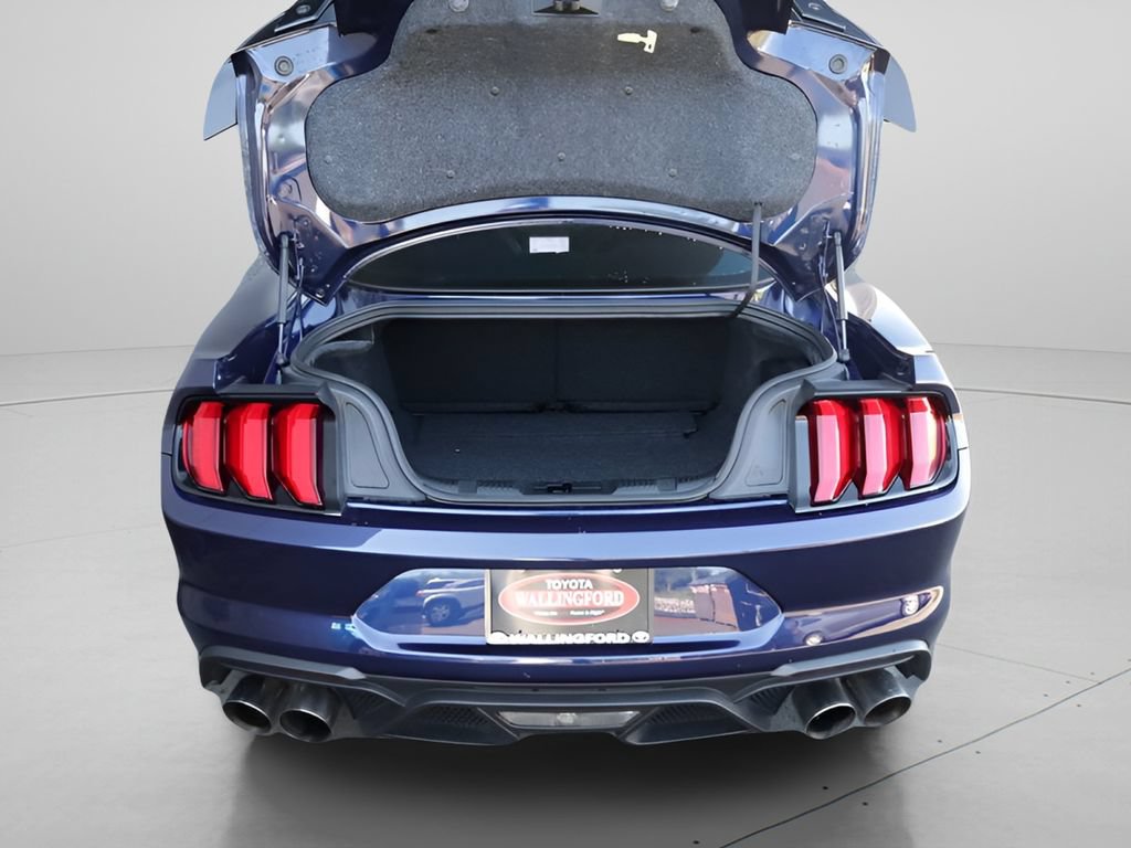 Used 2020 Ford Mustang Shelby GT500 w/ Technology Package RWD image 12