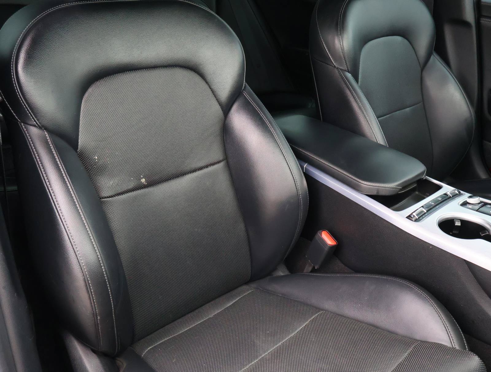 Used 2022 Kia Stinger GT1 RWD image 17