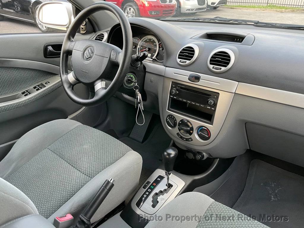 Used 2005 Suzuki Reno S image 13