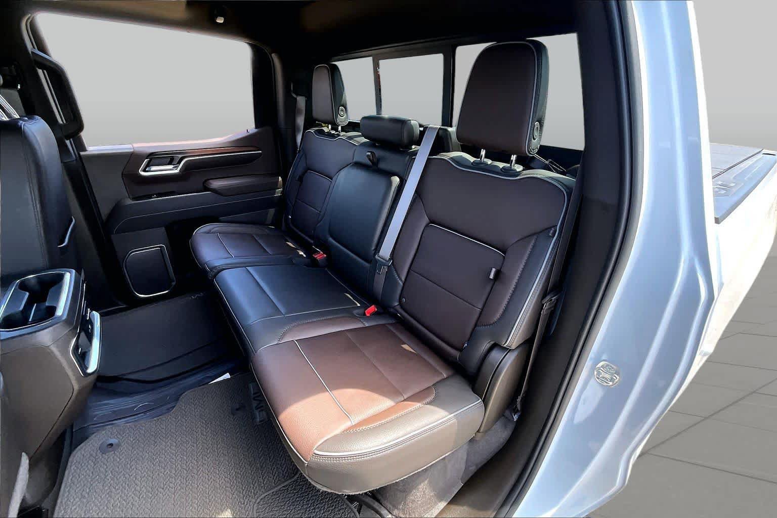 Used 2026 GMC Sierra 1500 Denali AWD/4WD image 21