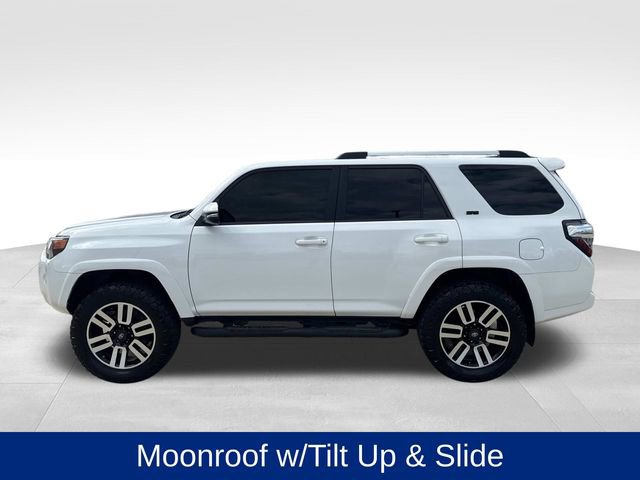 Used 2021 Toyota 4Runner SR5 Premium w/ Moonroof Package RWD image 6