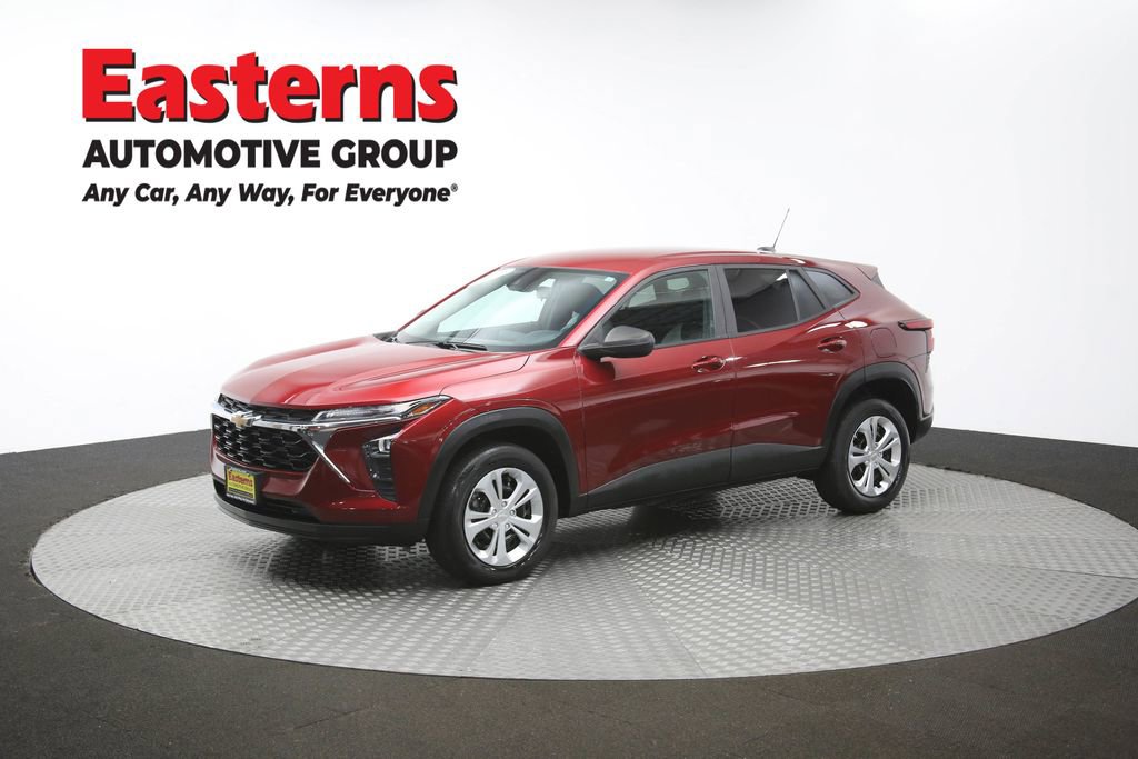 Used 2024 Chevrolet Trax LS FWD image 56