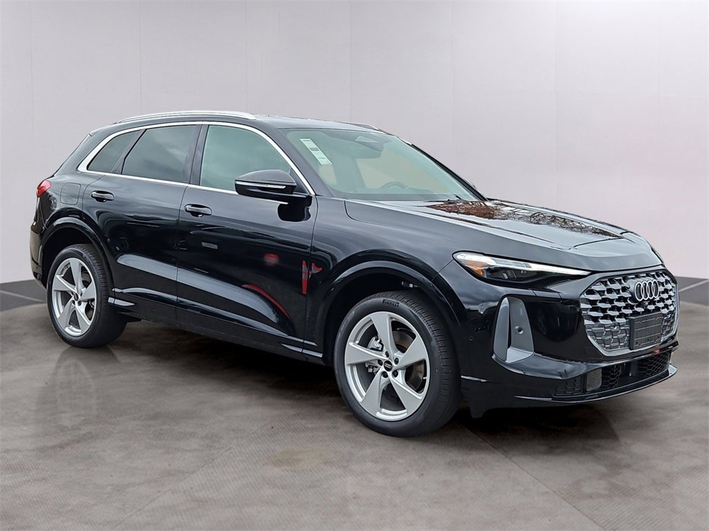 New 2025 Audi Q5 Premium Plus image 2