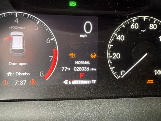 Used 2024 Honda Pilot Touring image 10