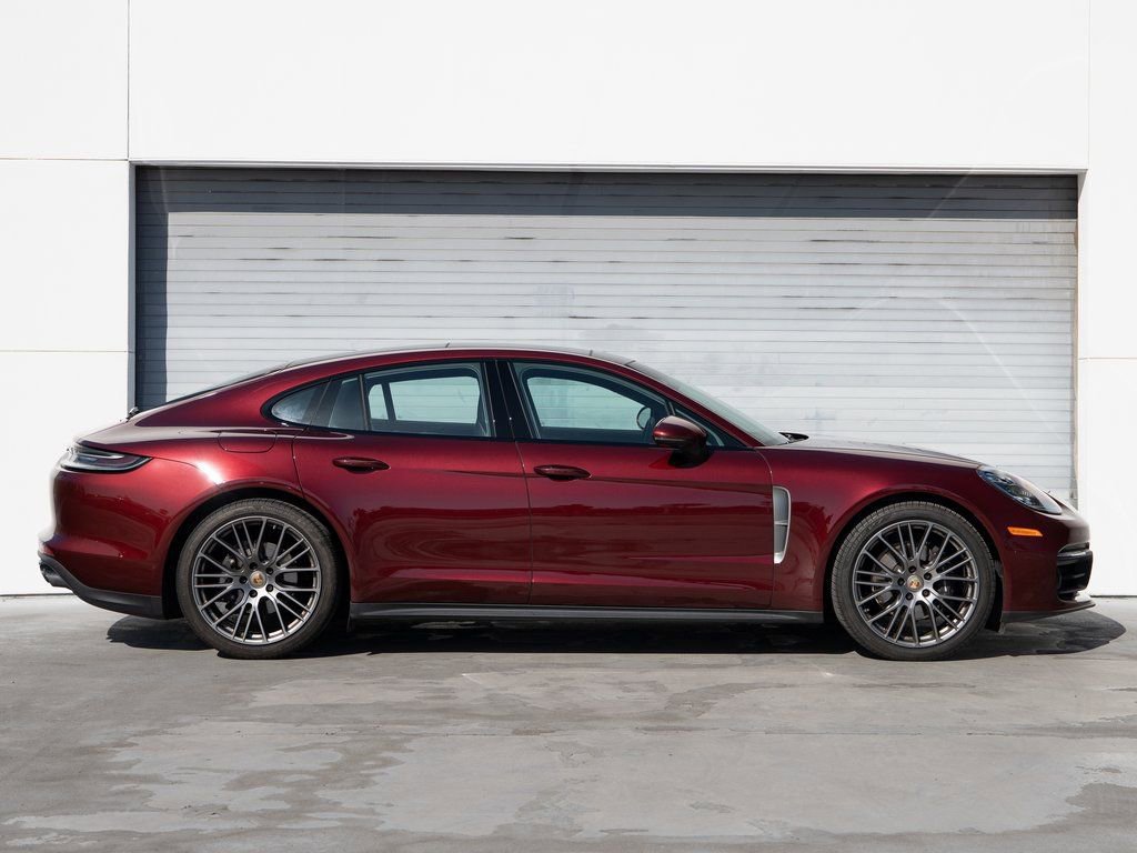 Used 2023 Porsche Panamera 4 Platinum Edition image 8