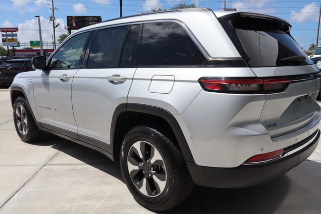 Used 2024 Jeep Grand Cherokee Limited 4xe AWD/4WD image 6