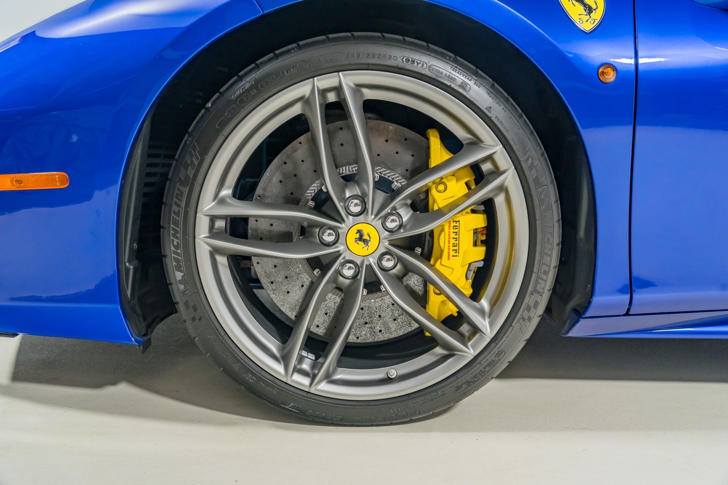 Certified 2019 Ferrari 488 Spider RWD image 22