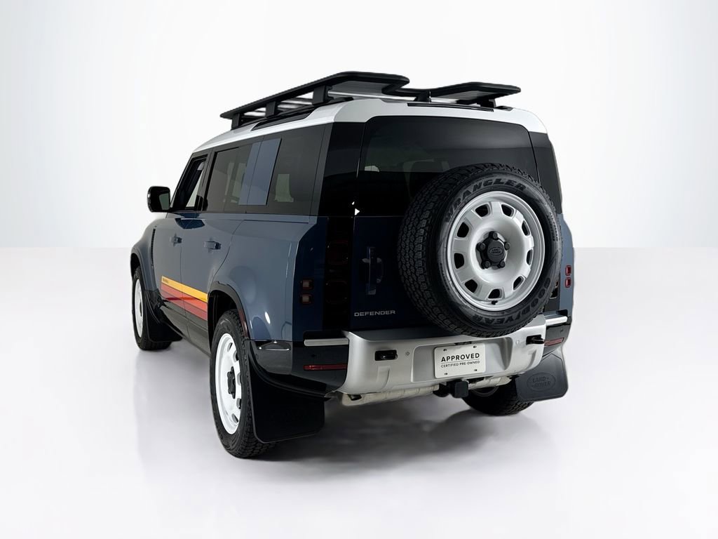 Used 2025 Land Rover Defender 110 S image 3