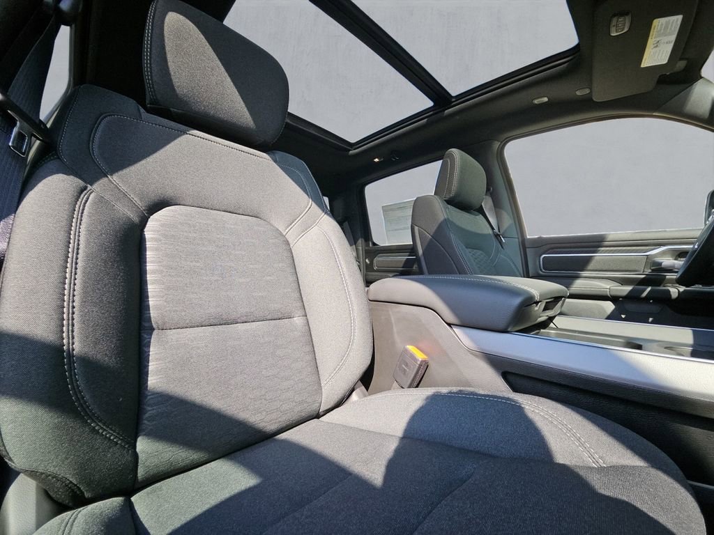 New 2026 RAM 1500 Lone Star image 32