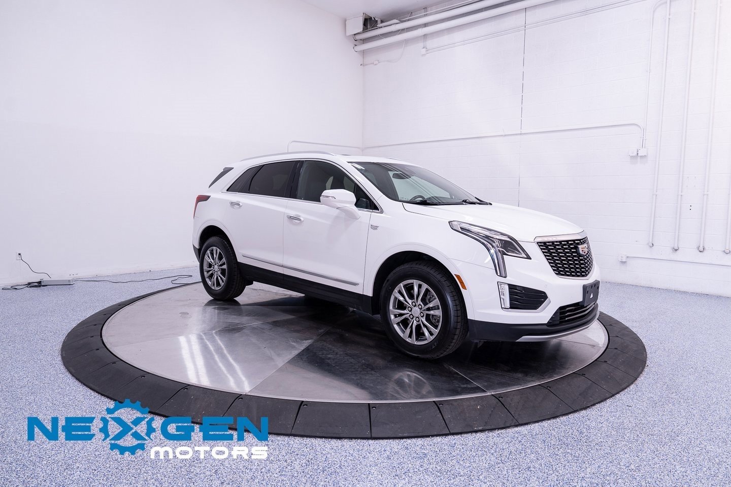 Used 2021 Cadillac XT5 Premium Luxury image 60