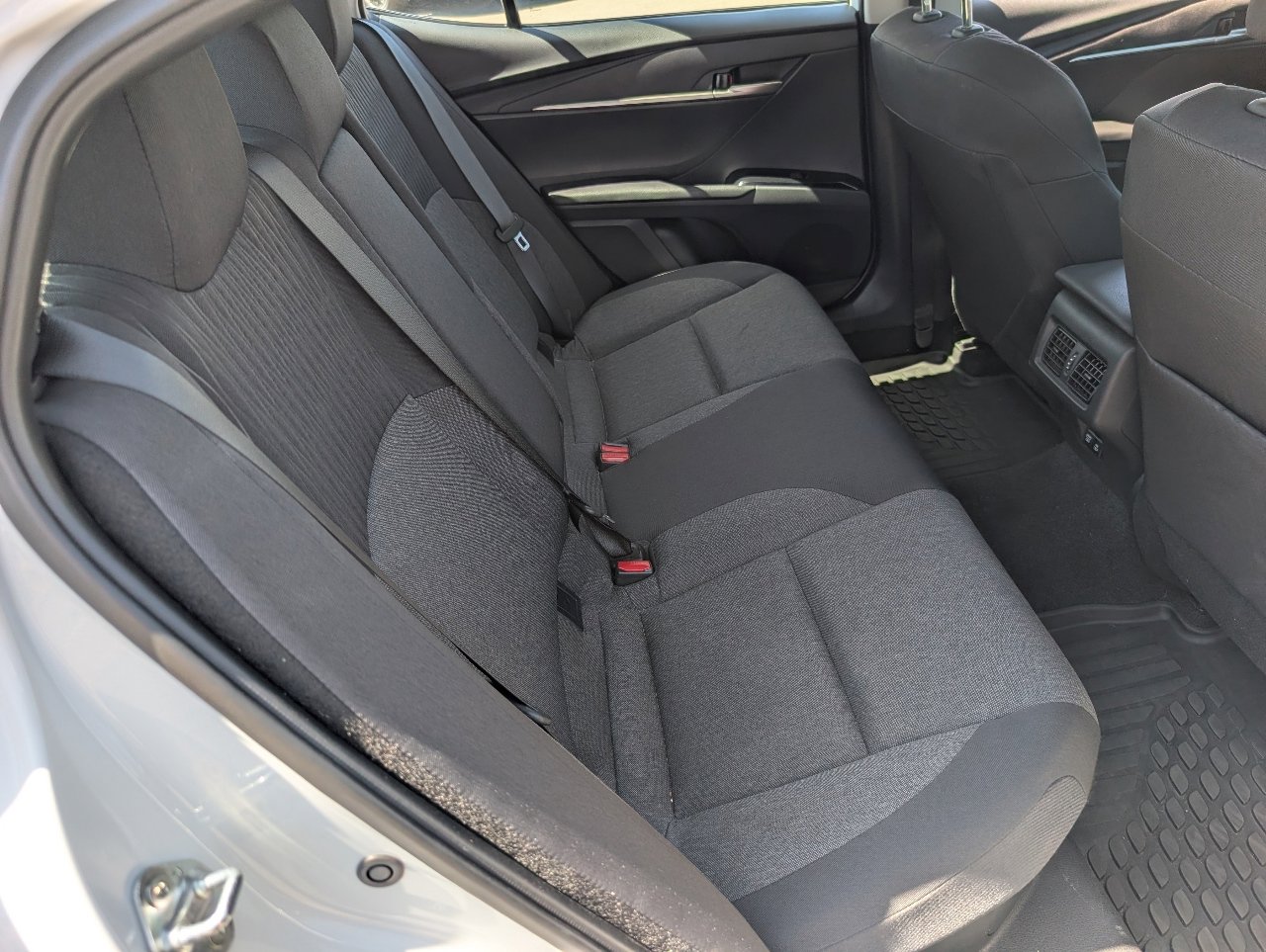 Used 2026 Toyota Camry LE image 5