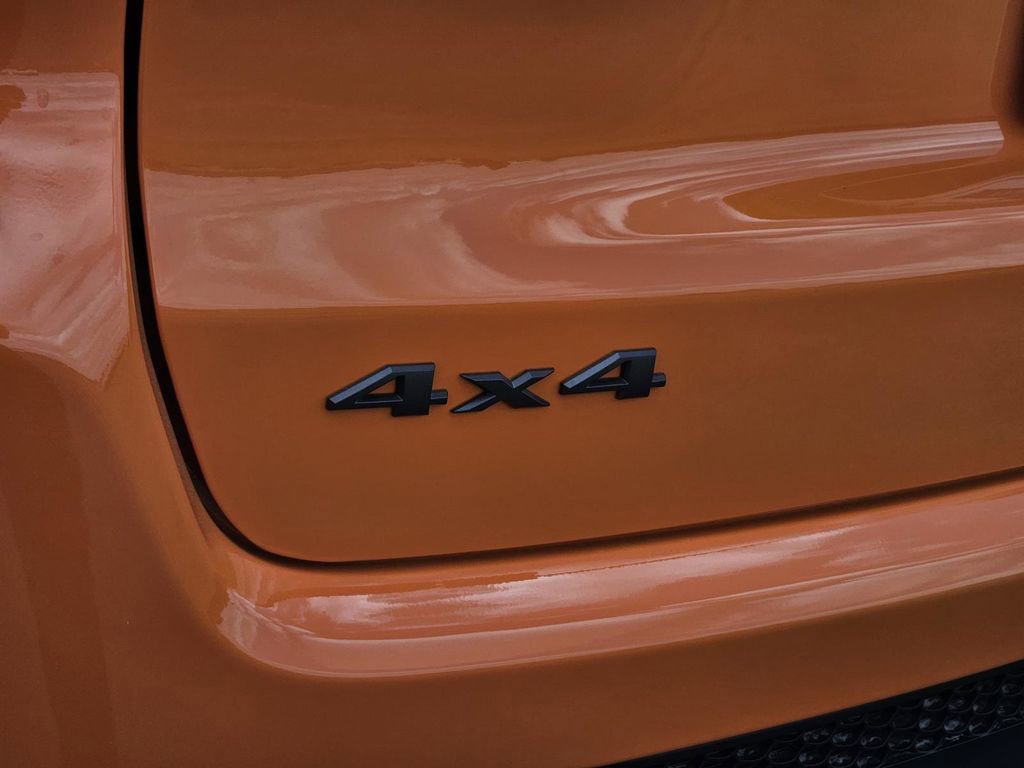 New 2026 Jeep Compass Latitude image 8