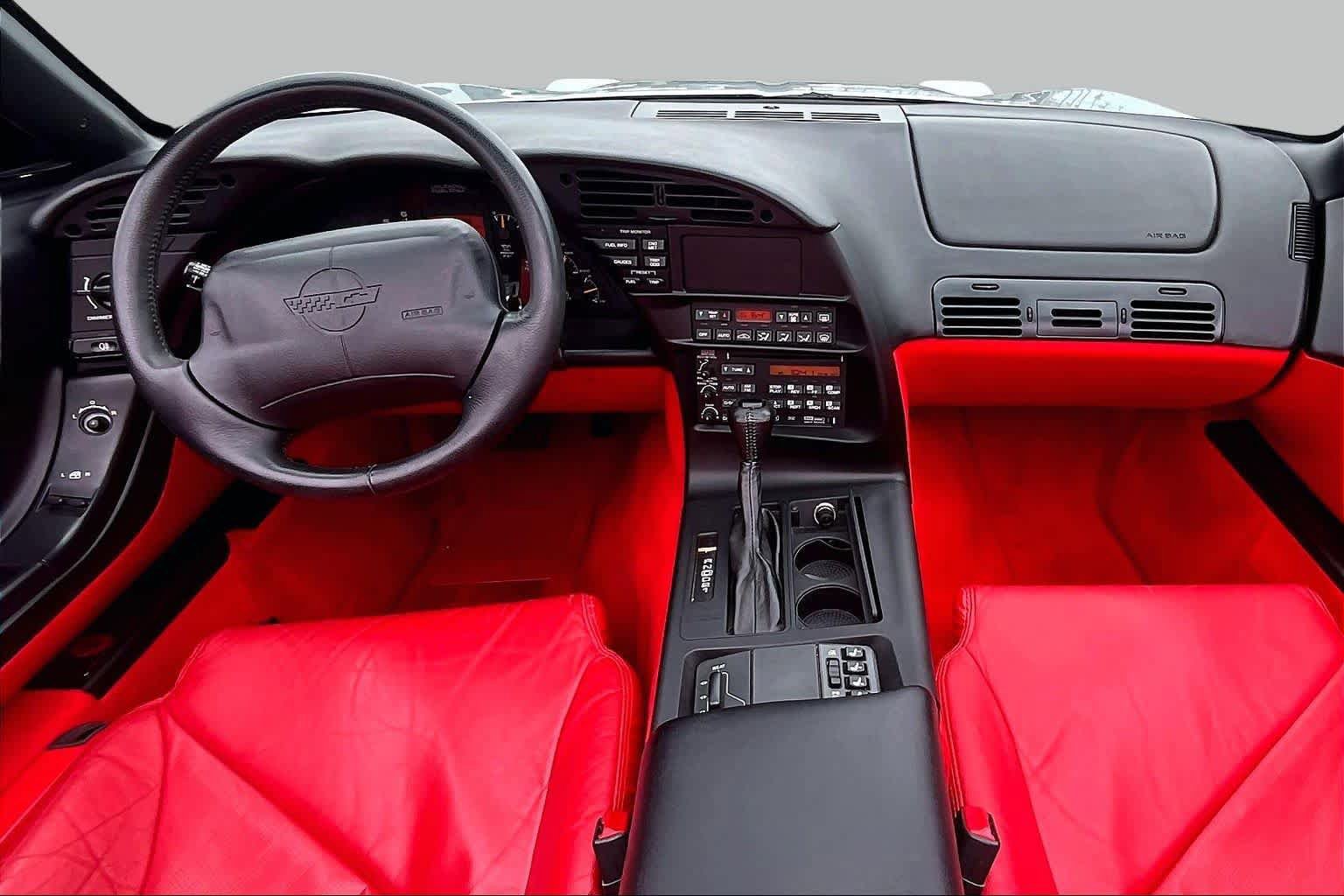 Used 1996 Chevrolet Corvette Convertible RWD image 15