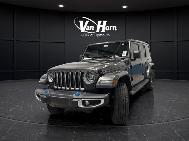 Used 2022 Jeep Wrangler Unlimited Sahara w/ Cold Weather Group AWD/4WD image 7