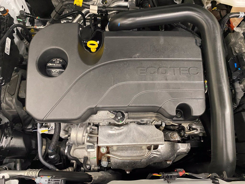 Used 2024 Chevrolet Equinox LT w/ LPO, Floor Liner Package FWD image 4