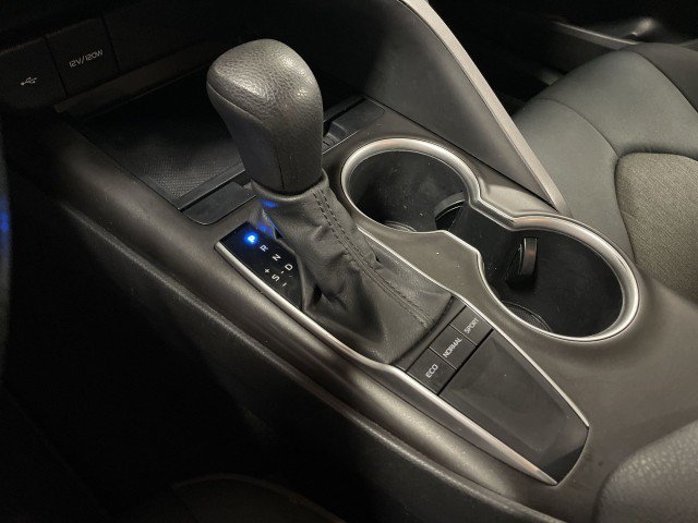 Used 2022 Toyota Camry LE FWD image 29