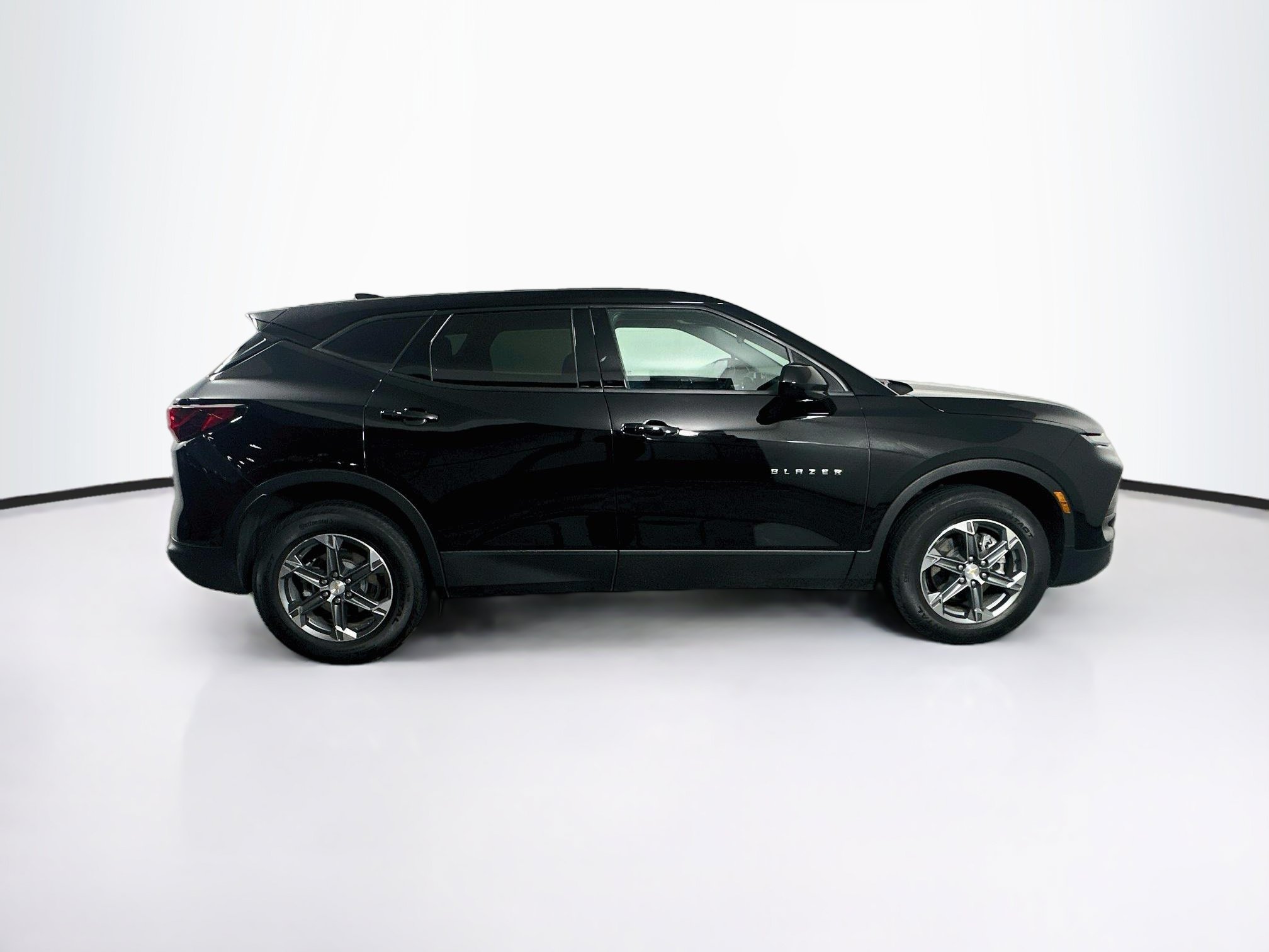 Used 2026 Chevrolet Blazer LT FWD image 10