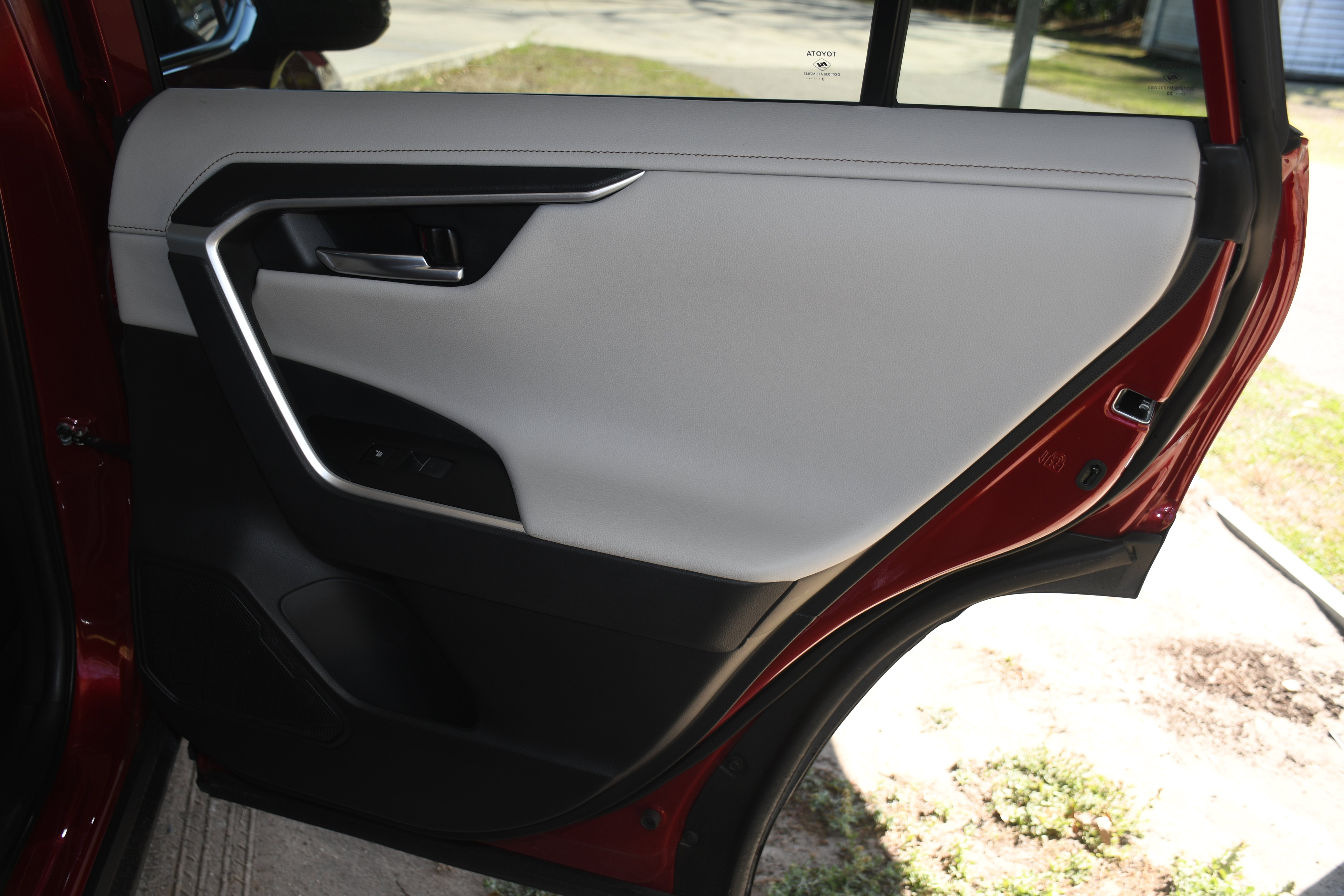 Used 2023 Toyota RAV4 Limited w/ Limited Grade Weather Package image 21