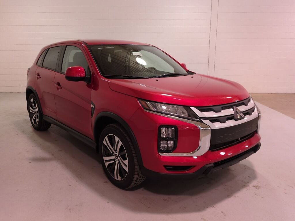 New 2025 Mitsubishi Outlander Sport ES video 1