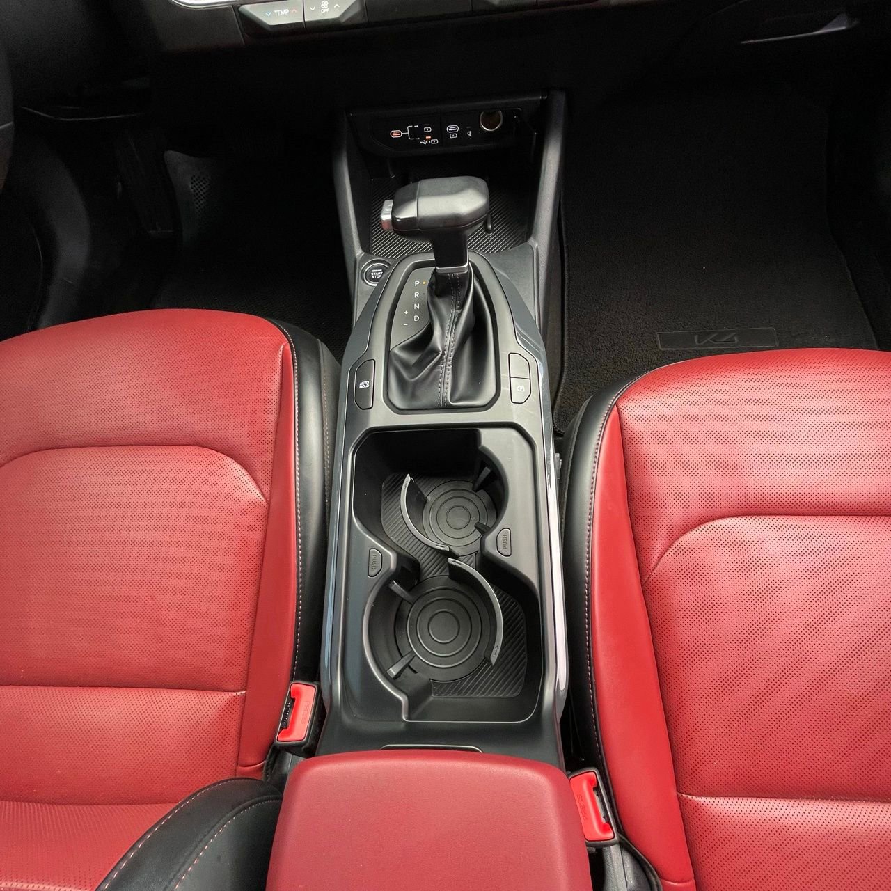 Used 2025 Kia K4 GT-Line w/ GT-Line Premium Package image 18