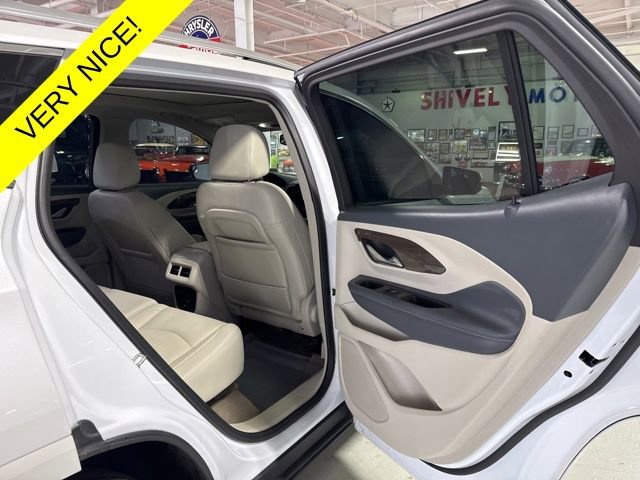 Used 2024 GMC Terrain Denali w/ Denali Premium Package image 35