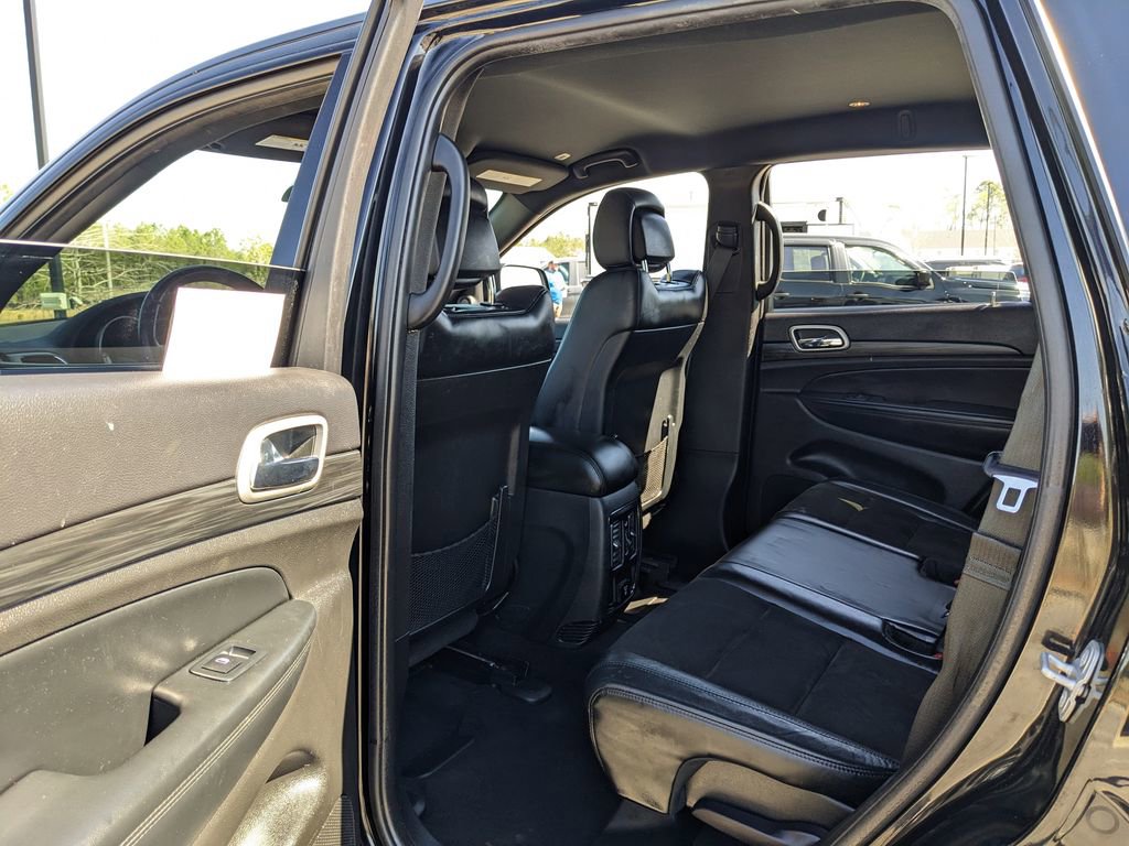 Used 2021 Jeep Grand Cherokee Laredo X image 37