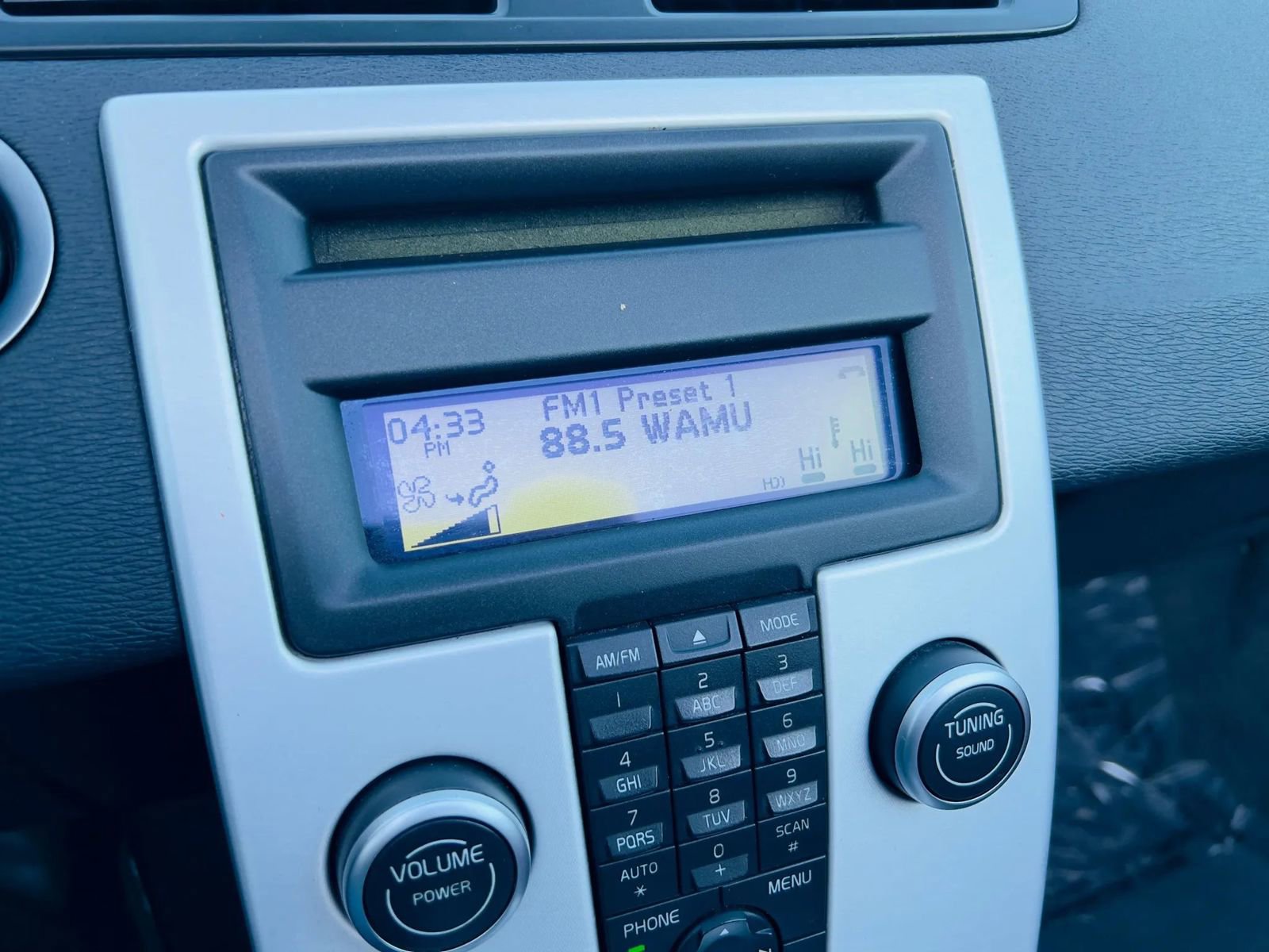 Used 2013 Volvo C70 T5 image 37