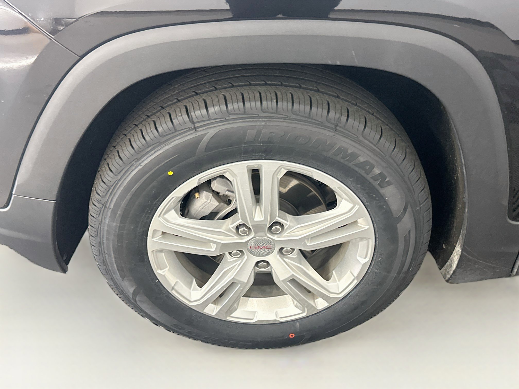 Used 2024 GMC Terrain SLE AWD/4WD image 11