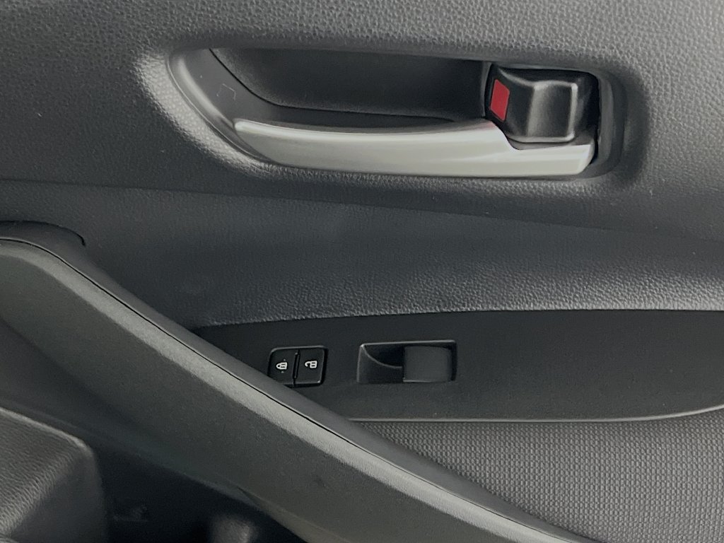 New 2026 Toyota Corolla SE FWD image 29