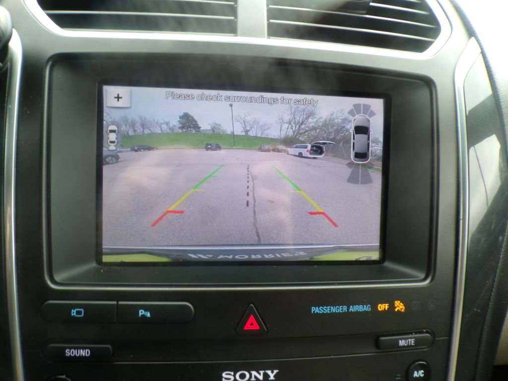 Used 2019 Ford Explorer Limited image 24