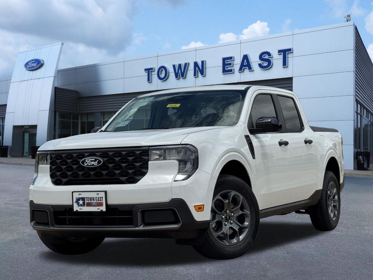 New 2026 Ford Maverick XLT w/ XLT Luxury Package